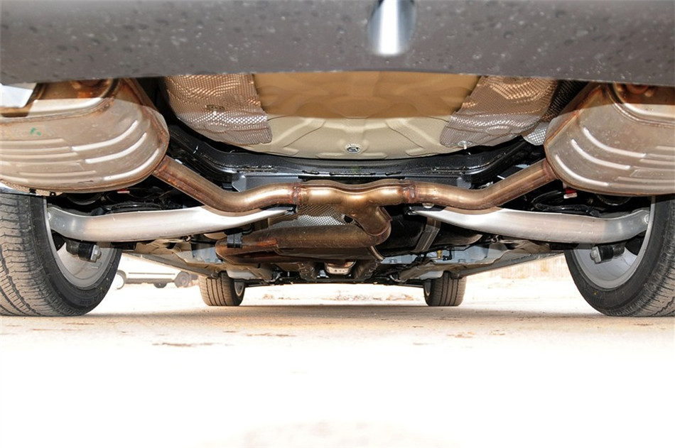 2013款 2.0T AT GS豪情运动版 引擎底盘