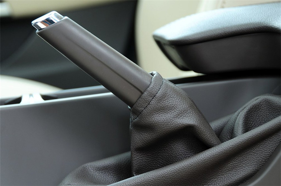 2012款 2.0L AT 舒适版 内饰