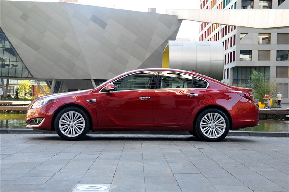 2014款君威2.4L自动豪华时尚型