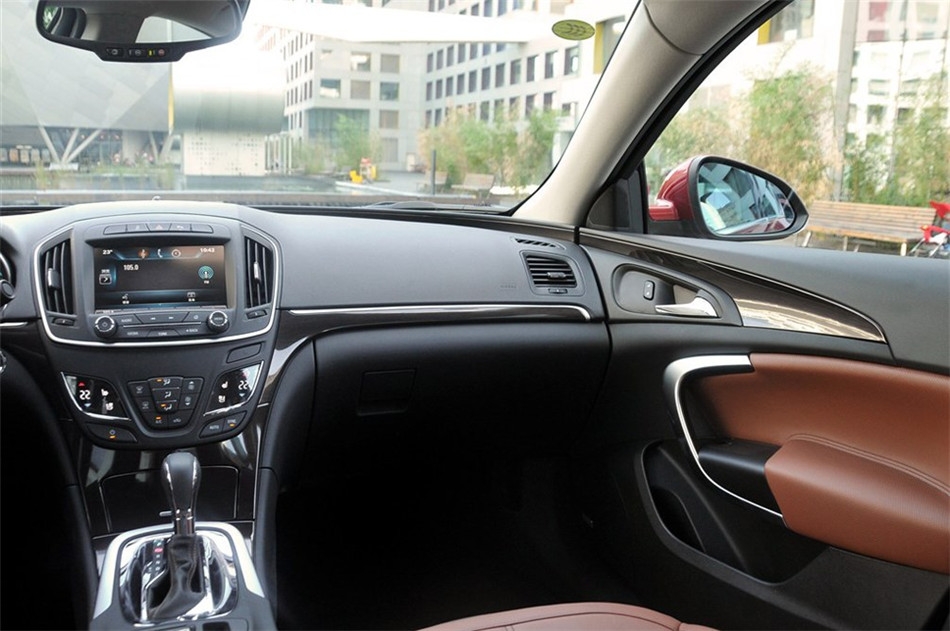 2014款君威2.4L自动豪华时尚型