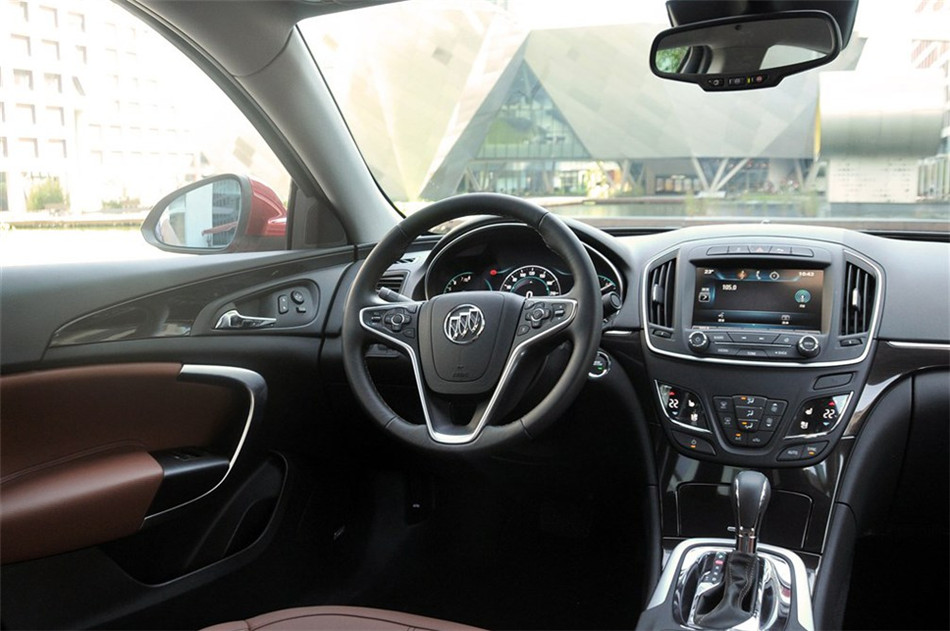 2014款君威2.4L自动豪华时尚型