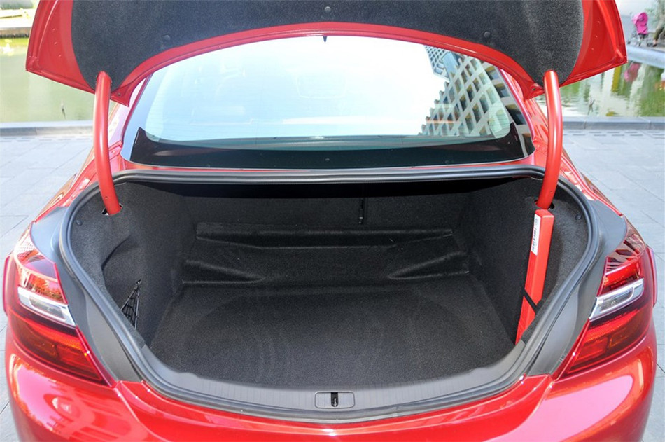 2014款君威2.4L自动豪华时尚型