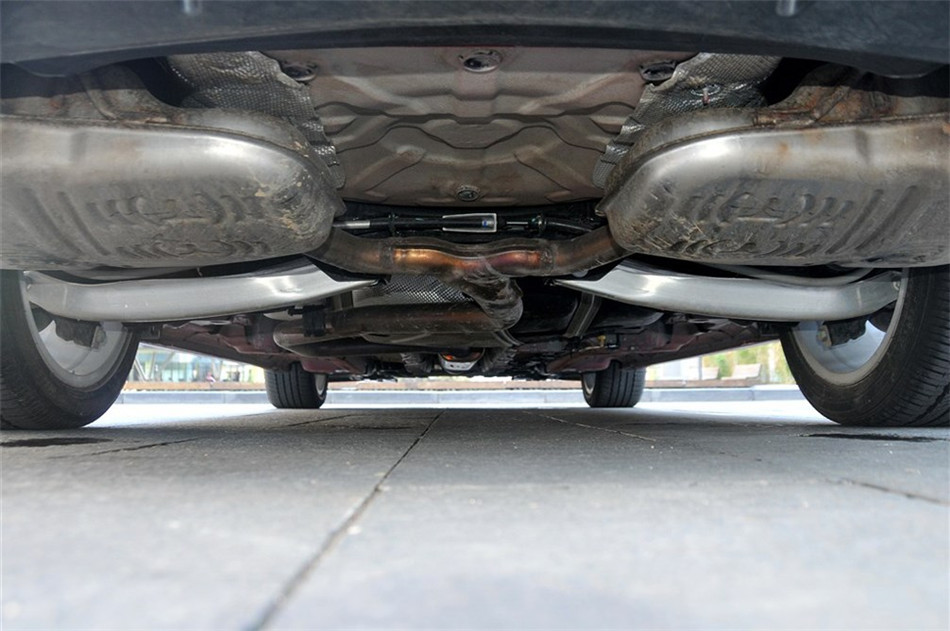 2014款君威2.4L自动豪华时尚型