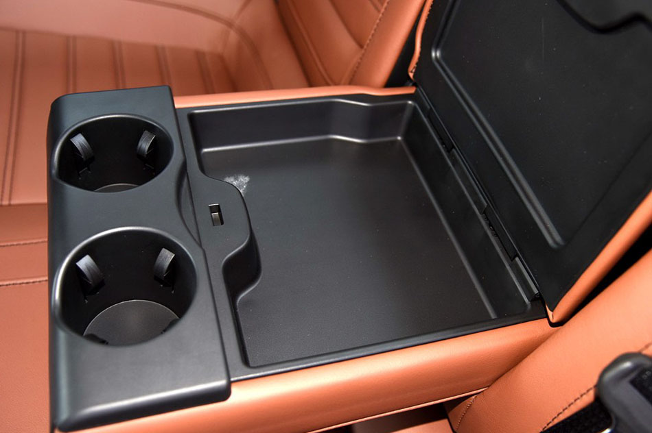 2015款 2.0T GS豪情运动版 座椅空间