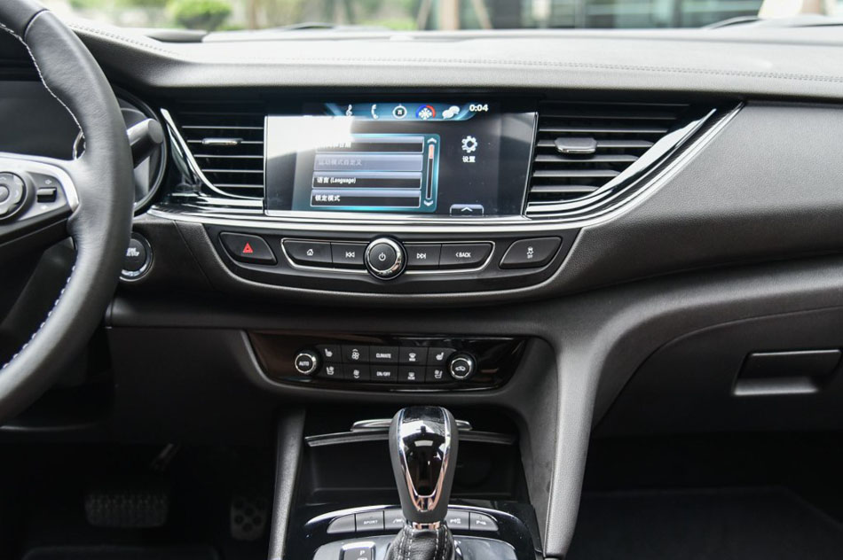 2017款 28T 尊贵型 内饰