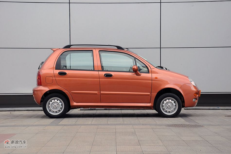 2010款奇瑞QQ3实拍