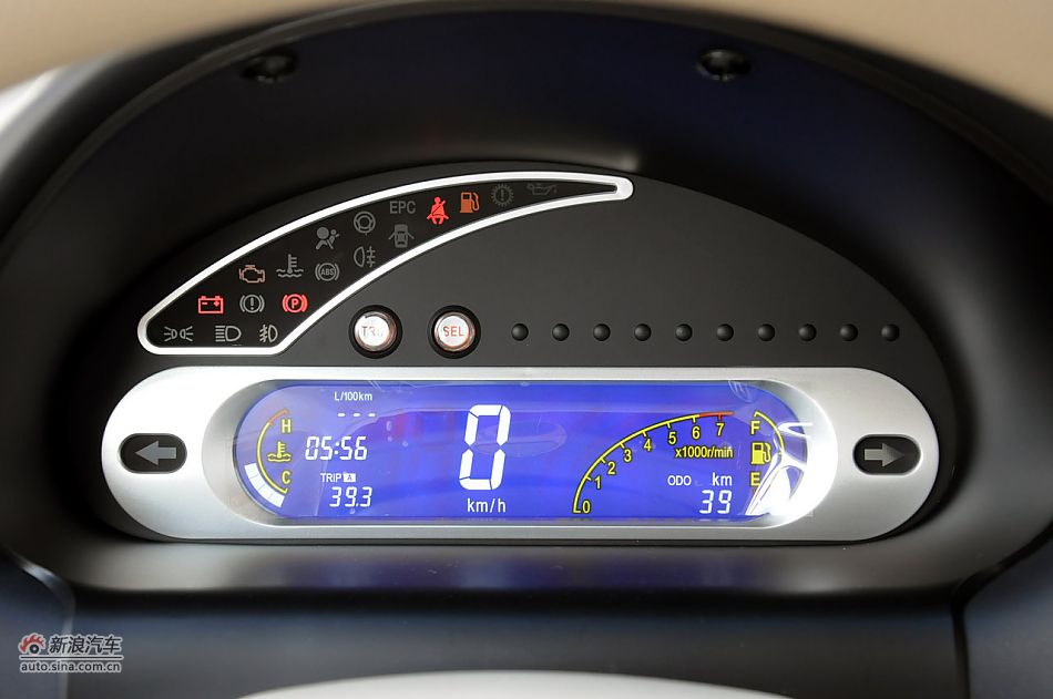 2010款奇瑞QQ3实拍