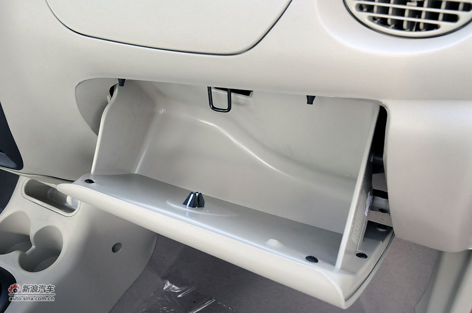 2010款奇瑞QQ3实拍