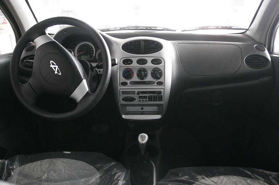 奇瑞QQ3内饰