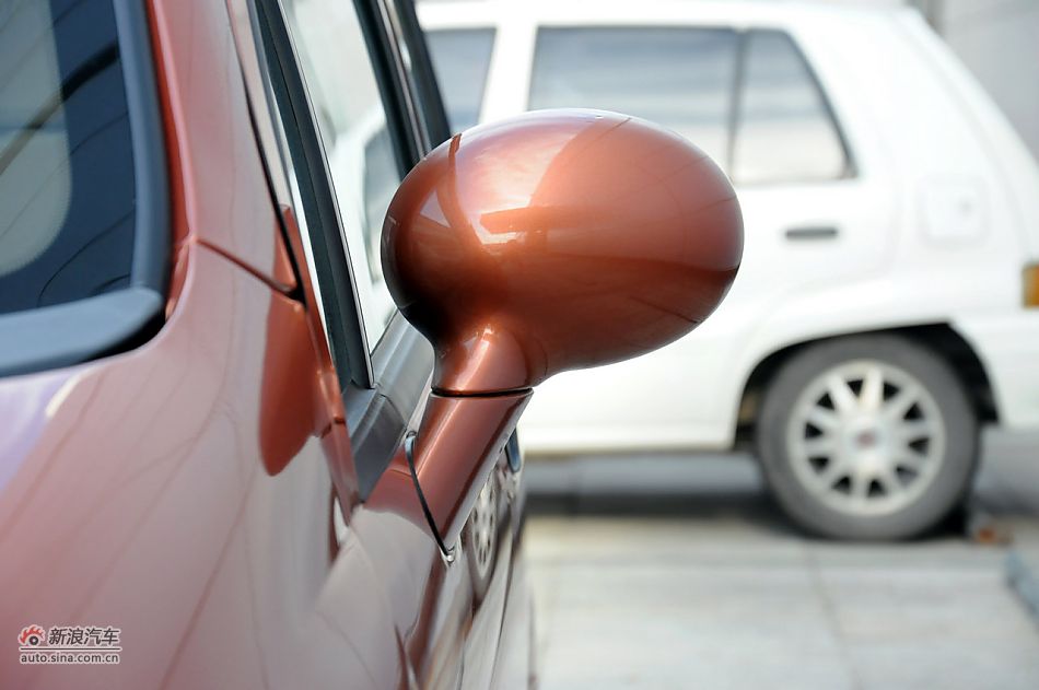 2010款奇瑞QQ3实拍