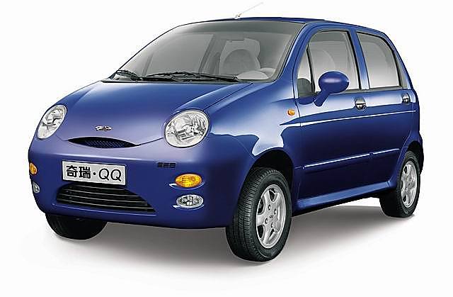 QQ轿车正侧面