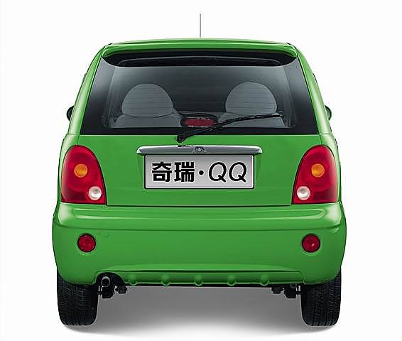 QQ轿车背面