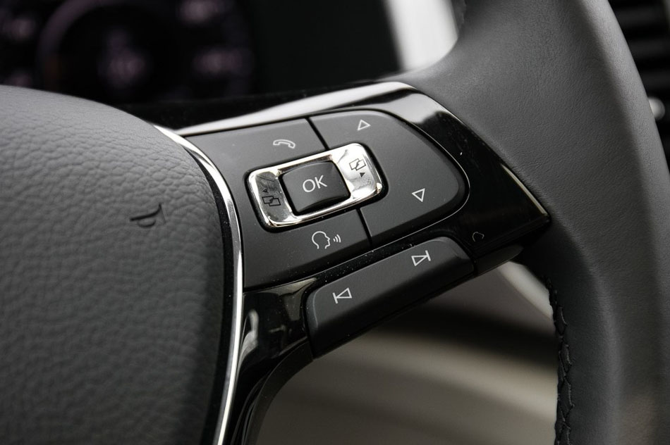 2017款 380TSI 四驱旗舰版 内饰