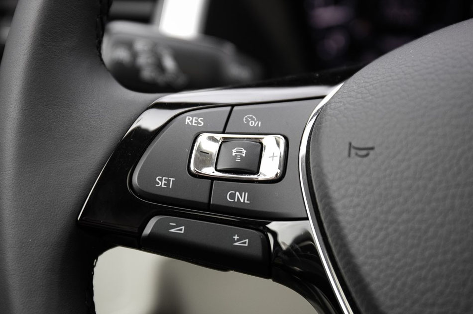 2017款 380TSI 四驱旗舰版 内饰