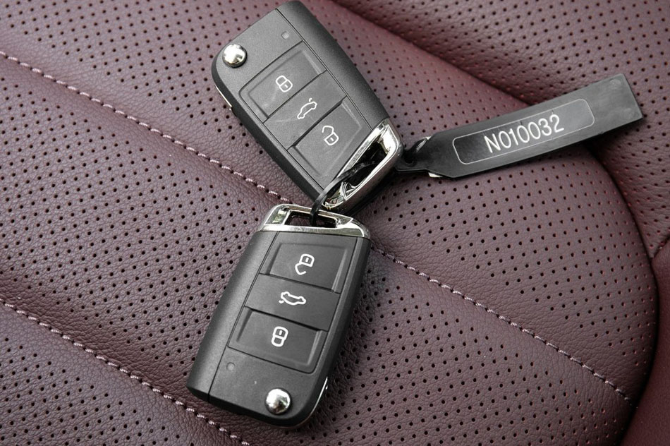 2017款 380TSI 四驱旗舰版 细节