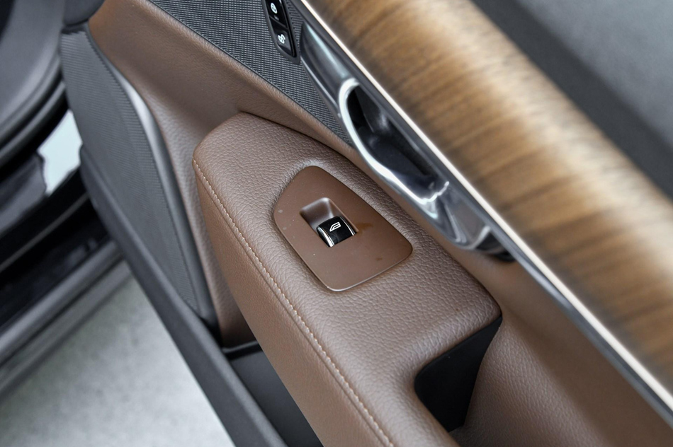 2019款 T5 智逸版 座椅空间