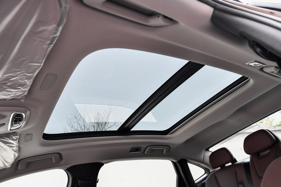 2019款 T5 智逸版 座椅空间