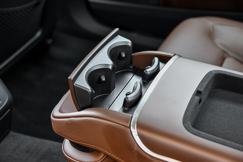 2019款 T5 智逸版 座椅空间