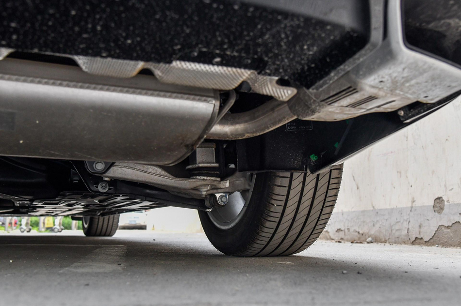 2019款 T5 智逸版 引擎底盘