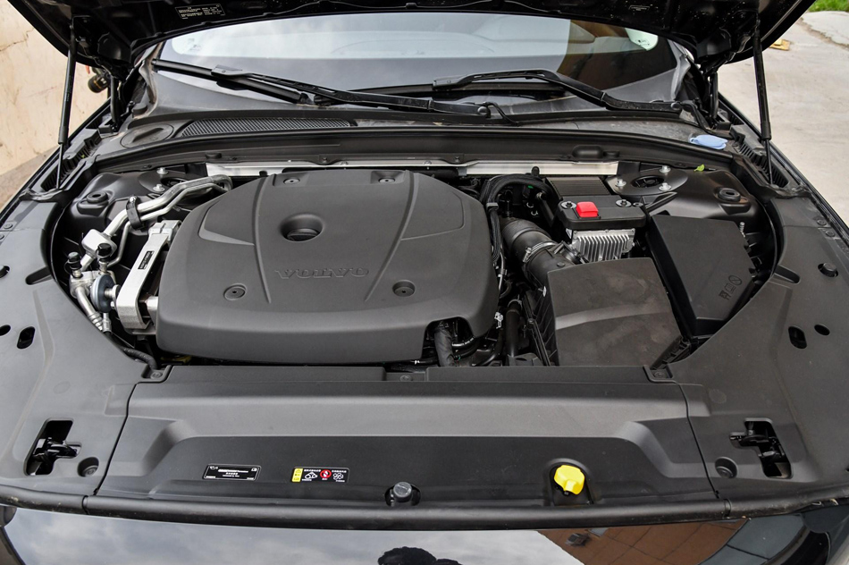 2019款 T5 智逸版 引擎底盘