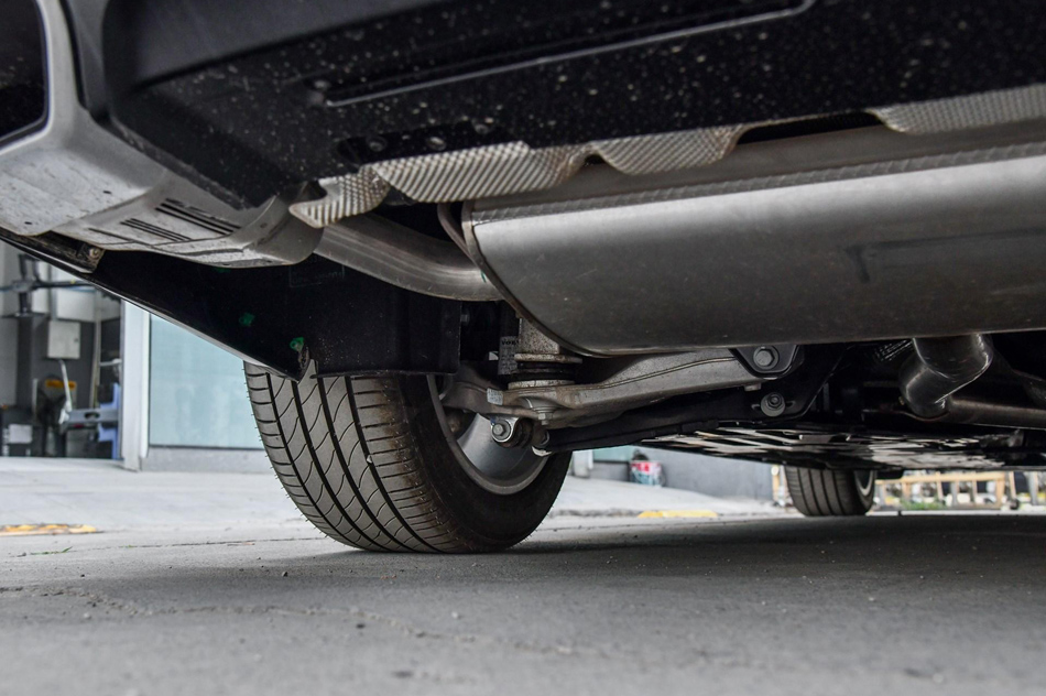 2019款 T5 智逸版 引擎底盘