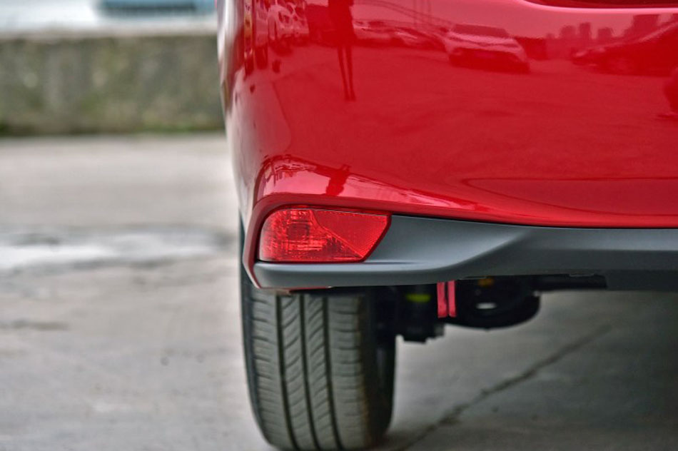 2017款 1.5G CVT炫动天窗版 细节