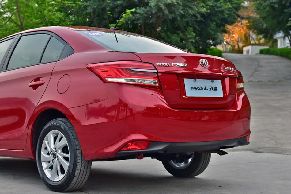 2017款 1.5G CVT炫动天窗版 细节