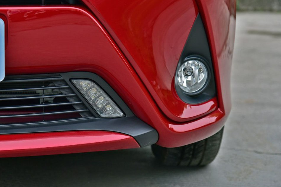 2017款 1.5G CVT炫动天窗版 细节