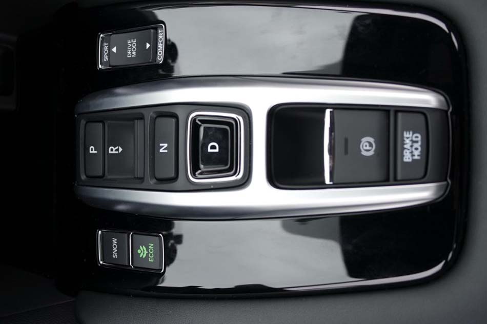 2017款 370TURBO 四驱尊耀版 内饰