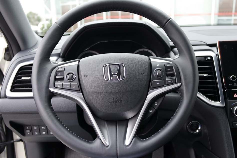 2017款 370TURBO 四驱尊耀版 内饰