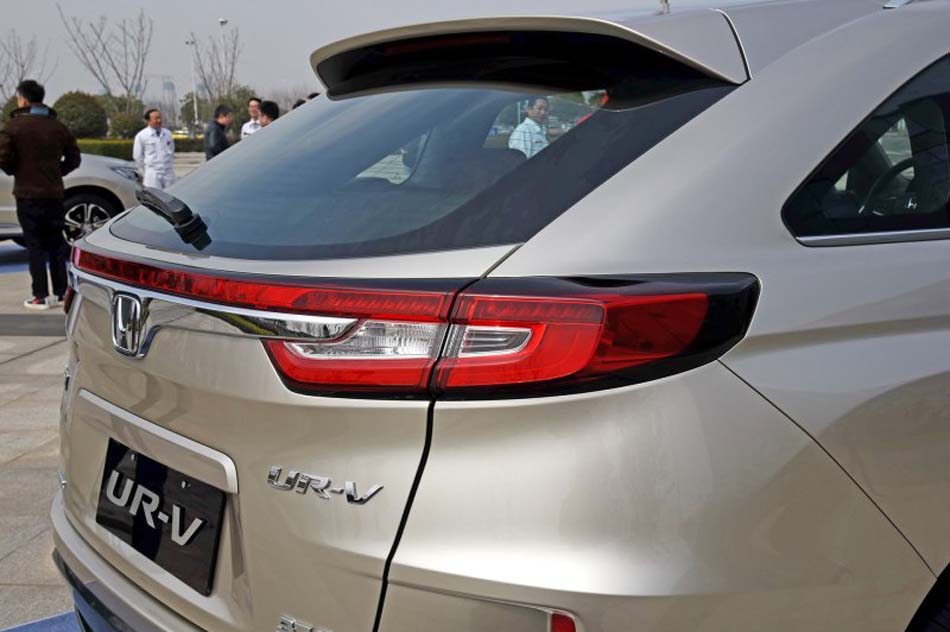 2017款 370TURBO 四驱尊耀版 细节