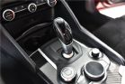 阿尔法·罗密欧Giulia 2.9T V6 QV 内饰