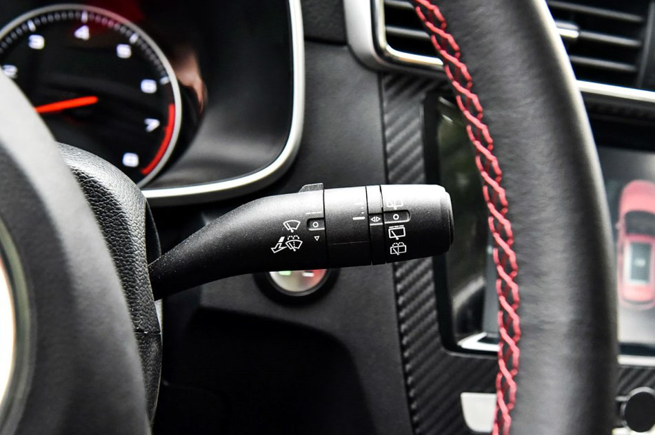 2017款 16T 自动旗舰互联网版 内饰