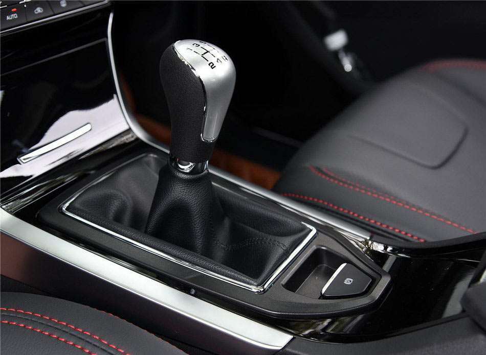 海马S5 Young  2017款 1.6L 手动尊贵型 内饰功能