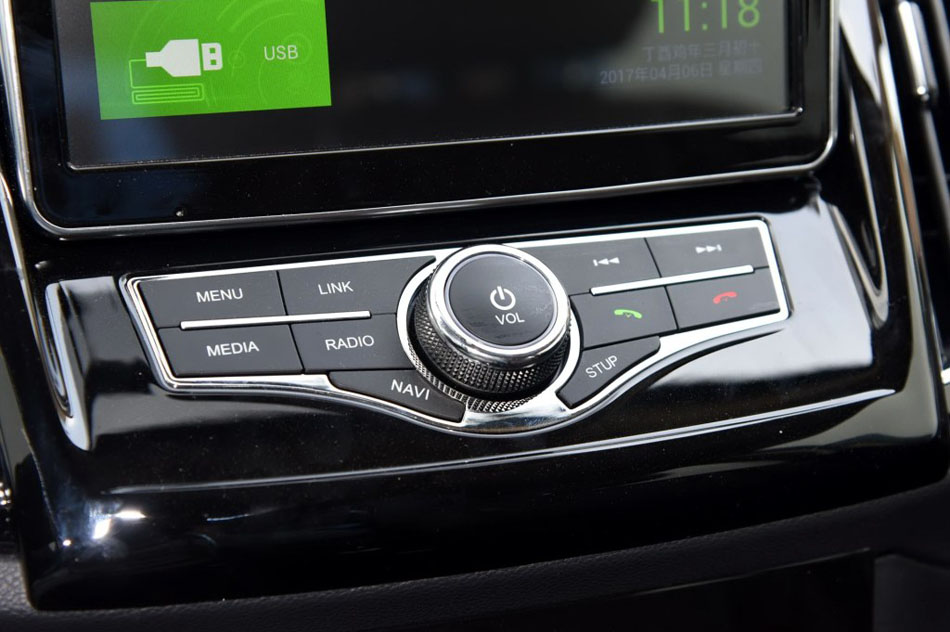 2017款 2.0L 手动舒适型 内饰