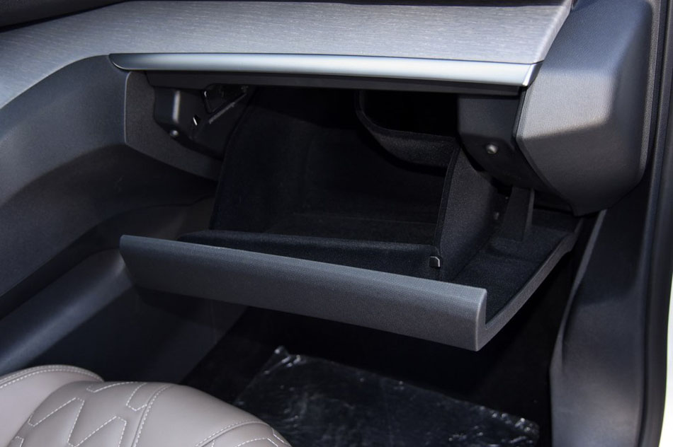 2017款 380THP 7座豪华GT版 内饰