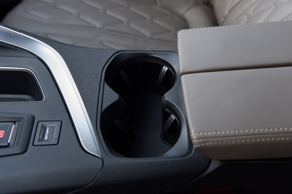 2017款 380THP 7座豪华GT版 内饰