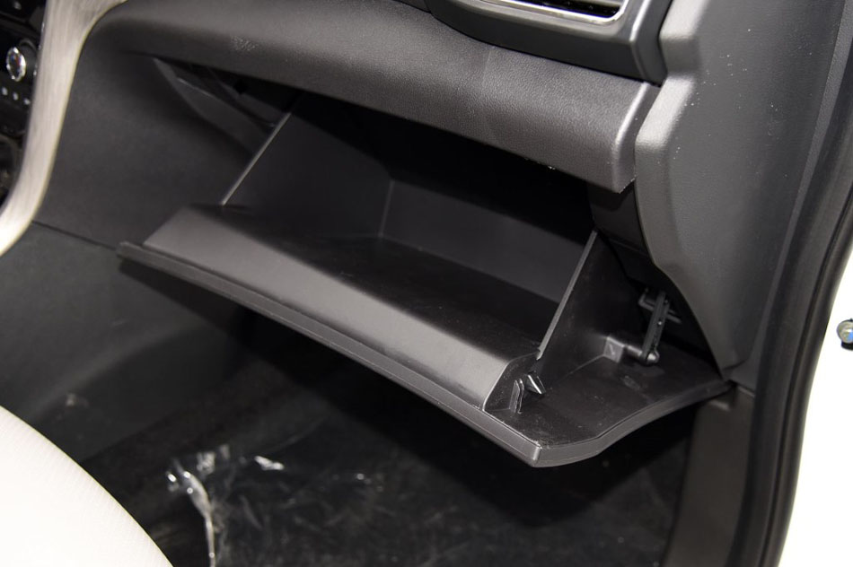 2017款 1.3T 手动豪华型 内饰