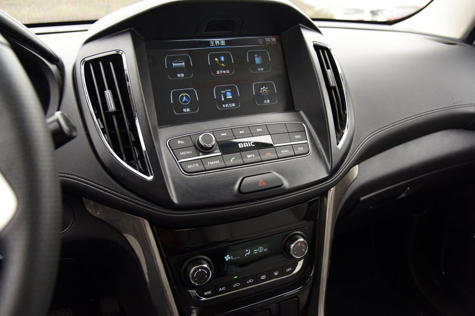 2017款 1.3T 手动豪华型 内饰