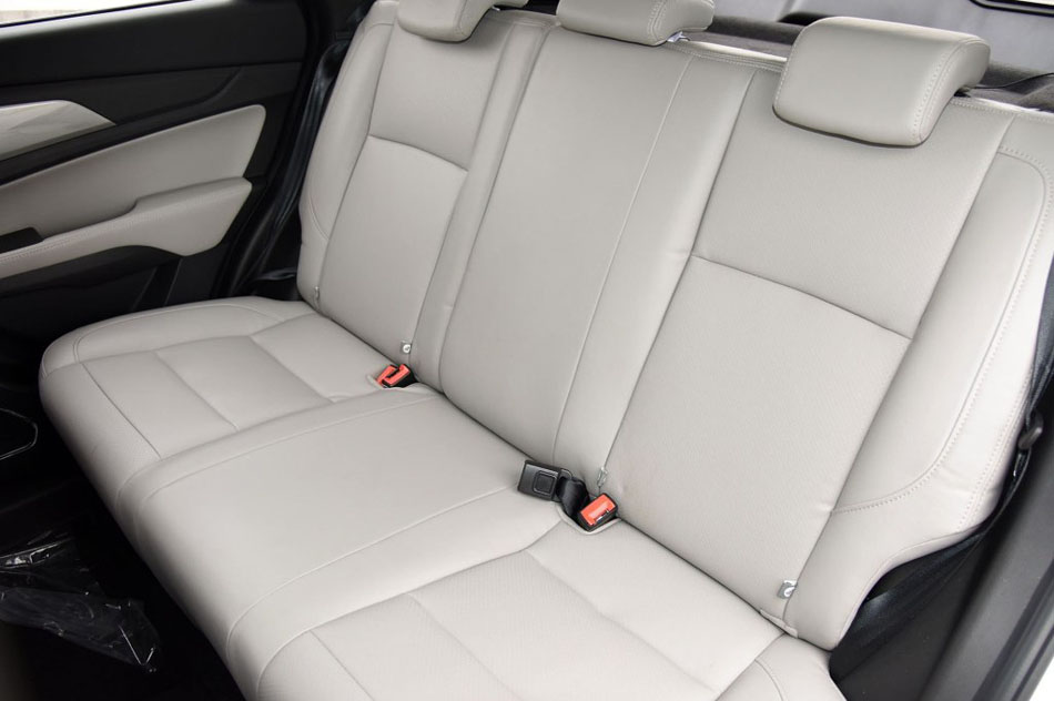 2017款 1.3T 手动豪华型 座椅空间