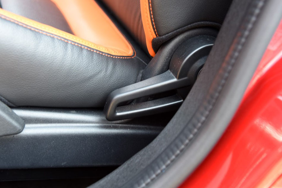 2017款 1.3L 自动玩家版 座椅空间