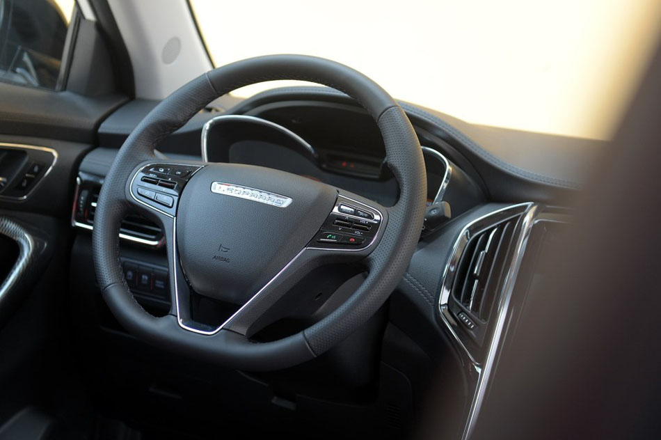 2017款 1.5L CVT尊贵型 内饰