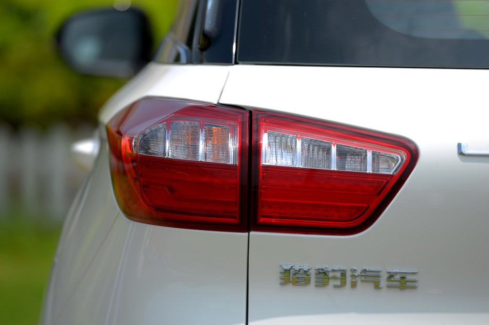 2017款 1.5L CVT尊贵型 细节