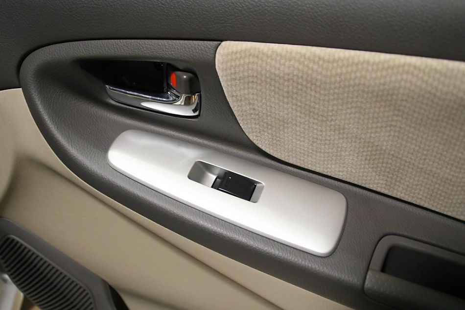 天津一汽丰田新威驰内饰