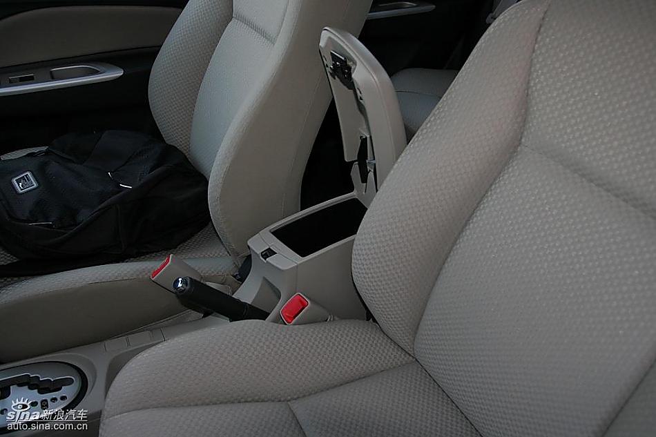 威驰特别版到店实拍