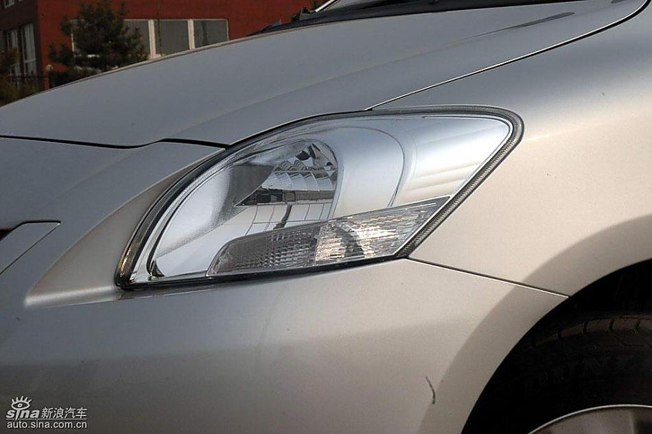 新威驰外部细节