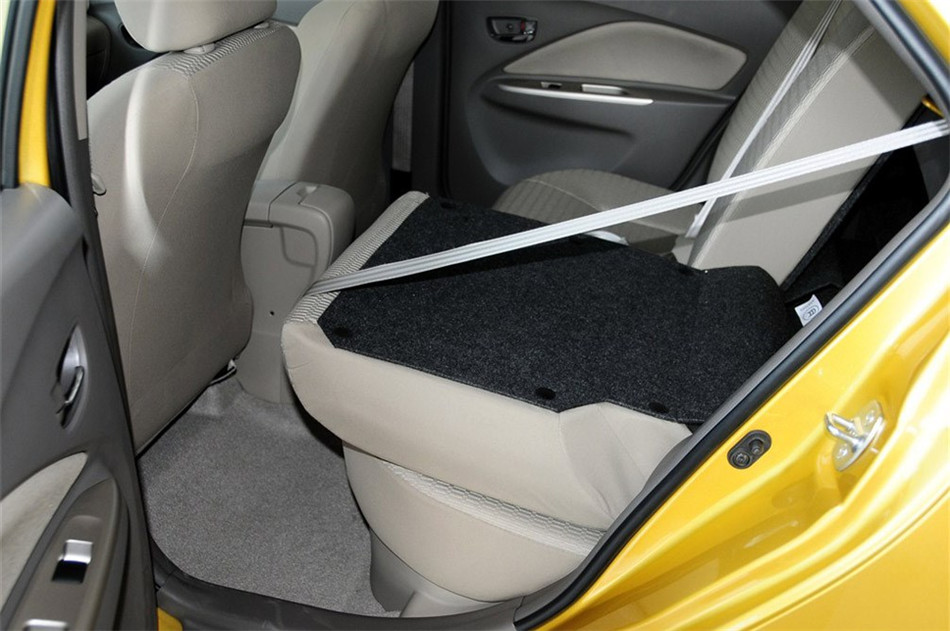 2013款威驰特装版1.6L GL-i自动型尚天窗版