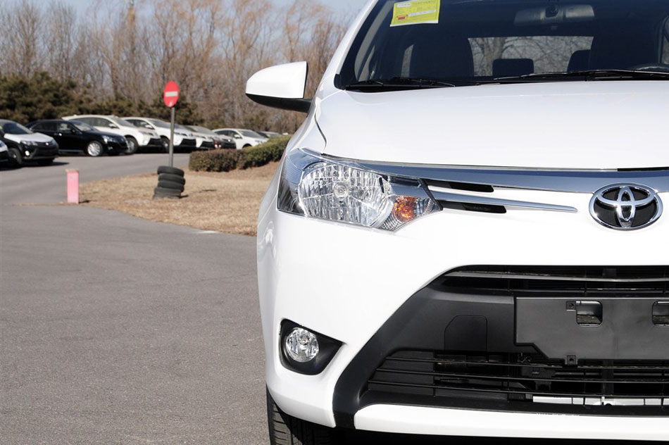 2015款 1.5L 手动智享星光版 细节