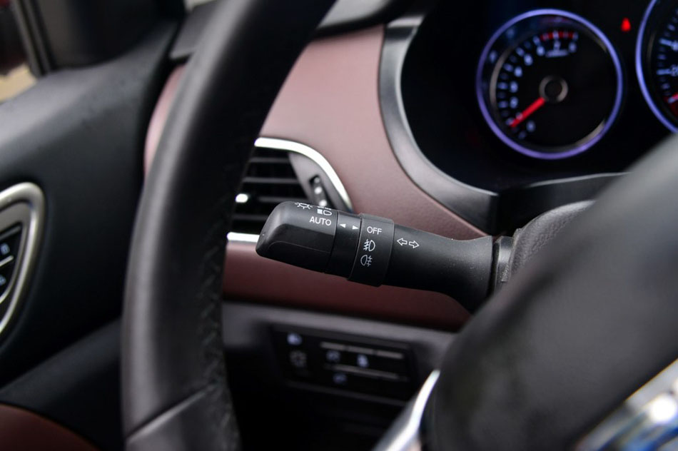 2017款 1.5T 手动豪华型 内饰