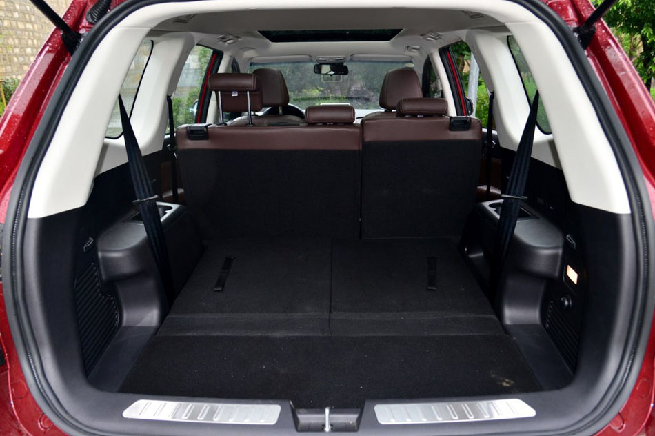 2017款 1.5T 手动豪华型 座椅空间